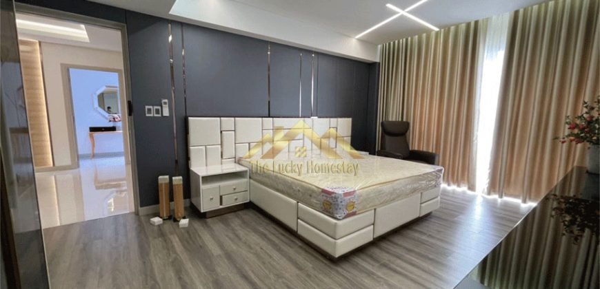 Bán/cho thuê Căn hộ Penthouse Happy Valley PMH